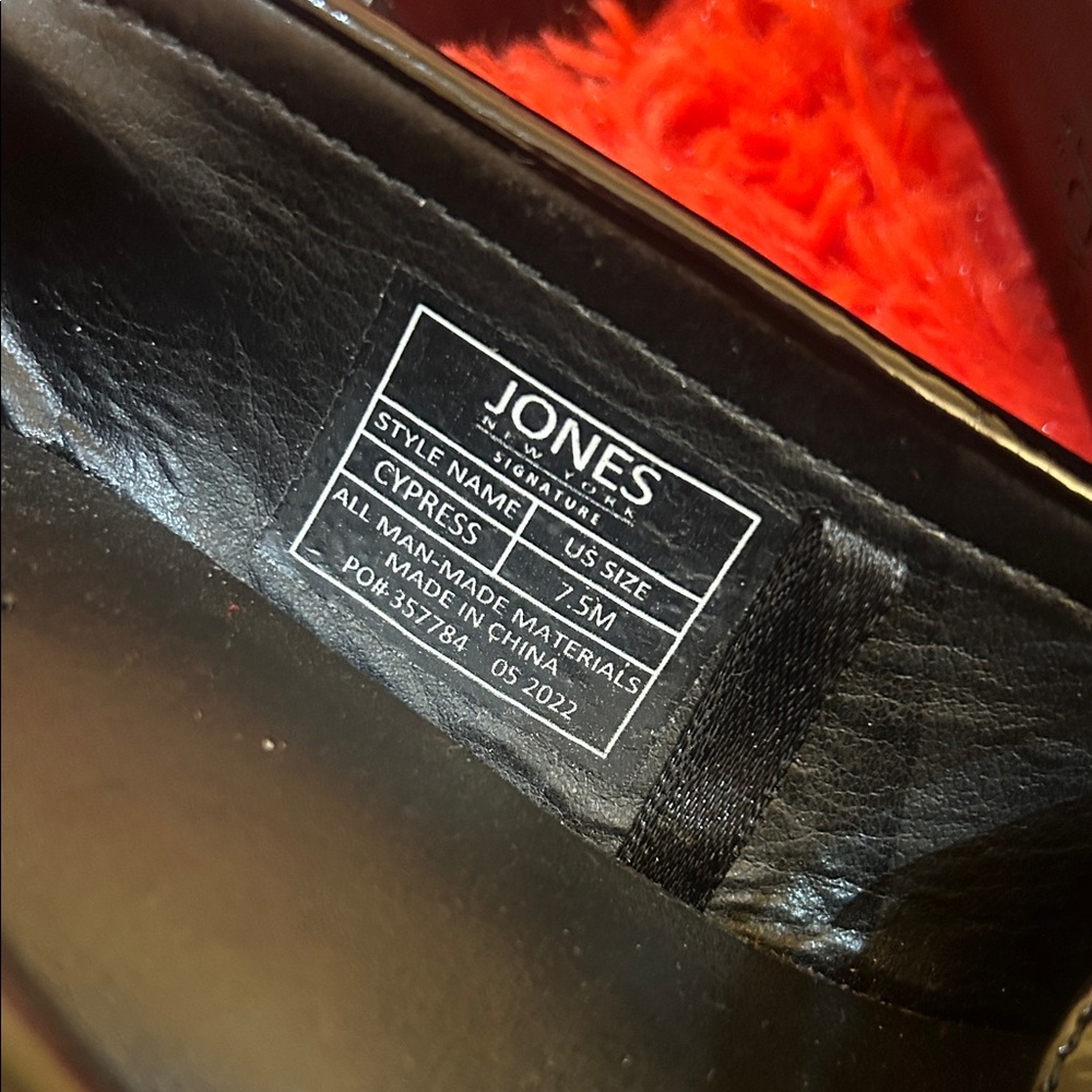 Jones New York Shiny Black Loafers - Picture 3 of 9